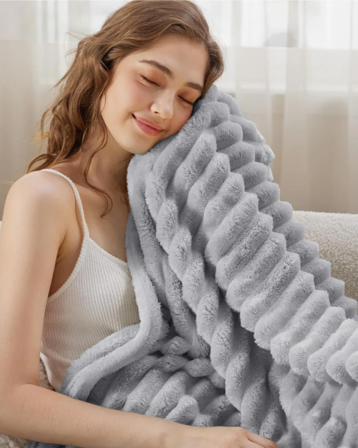 Chic Plush Warm Blanket – Soft Fleece Blanket for Ultimate Comfort and Elegant Interior Design