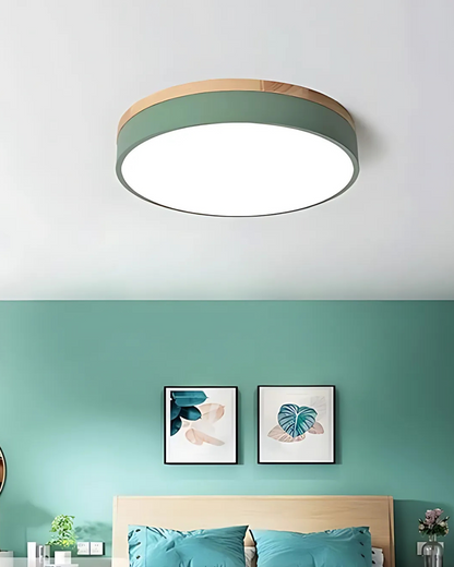 Modern Ceiling Lamp with Wooden Accent and Green Band – Cercle de Lumière